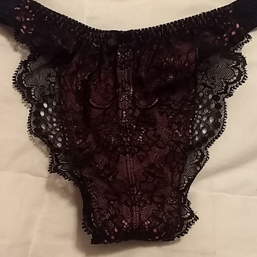 Sold!!!..Victoria Secret Thongs - Picture 3 of 6